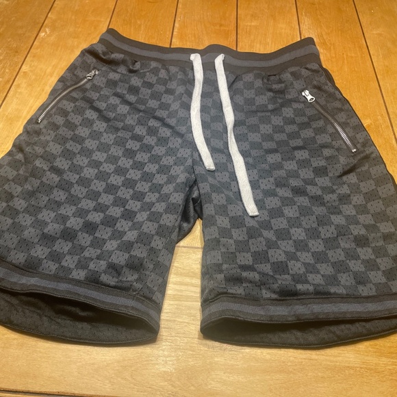 Bascom Projects 1993 Basketball Shorts Checkered Board Pattern Large - Picture 3 of 16